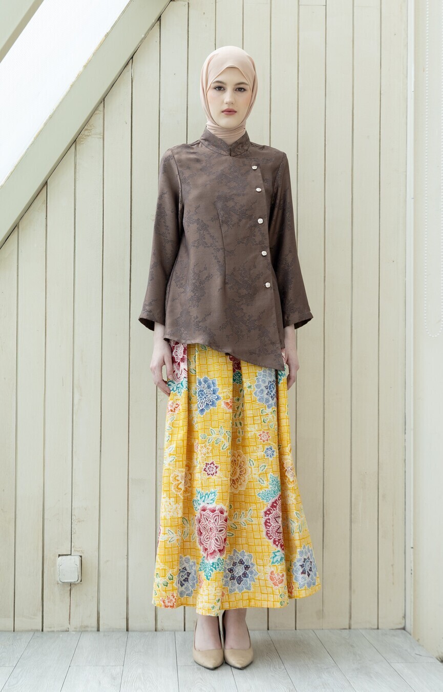 Yeeza Skirt Batari Kuning - Image 2