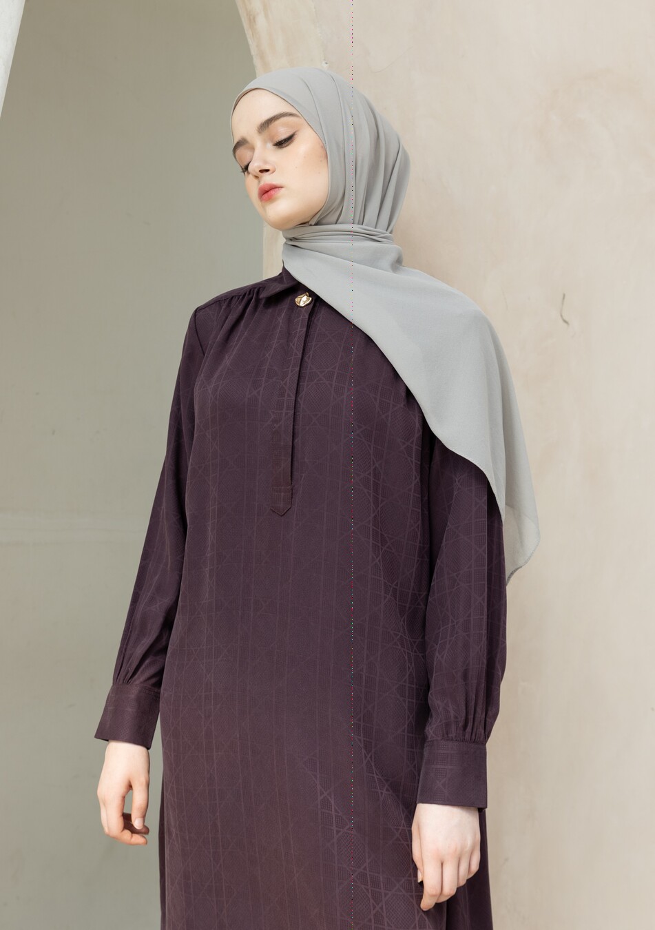 Abaya Afiya Mazza Deep Marun - Image 8