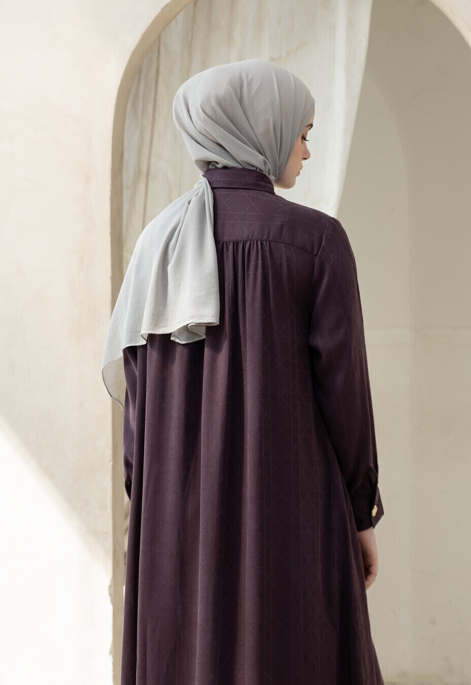 Abaya Afiya Mazza Deep Marun - Image 7