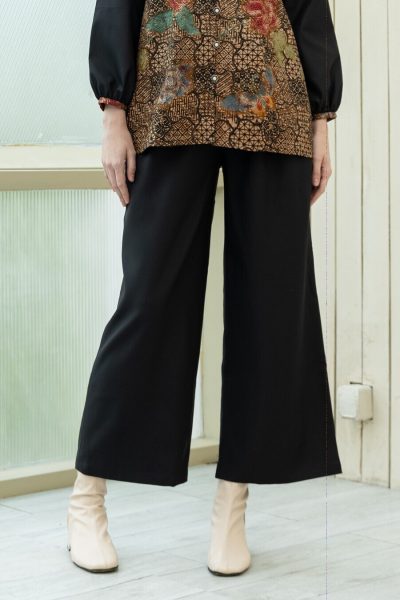 Wide Pants Alma Hitam