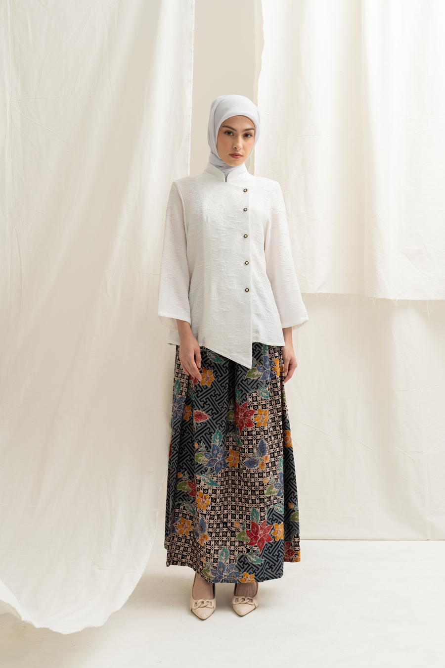 Yeeza Skirt Arum Hitam - Image 7