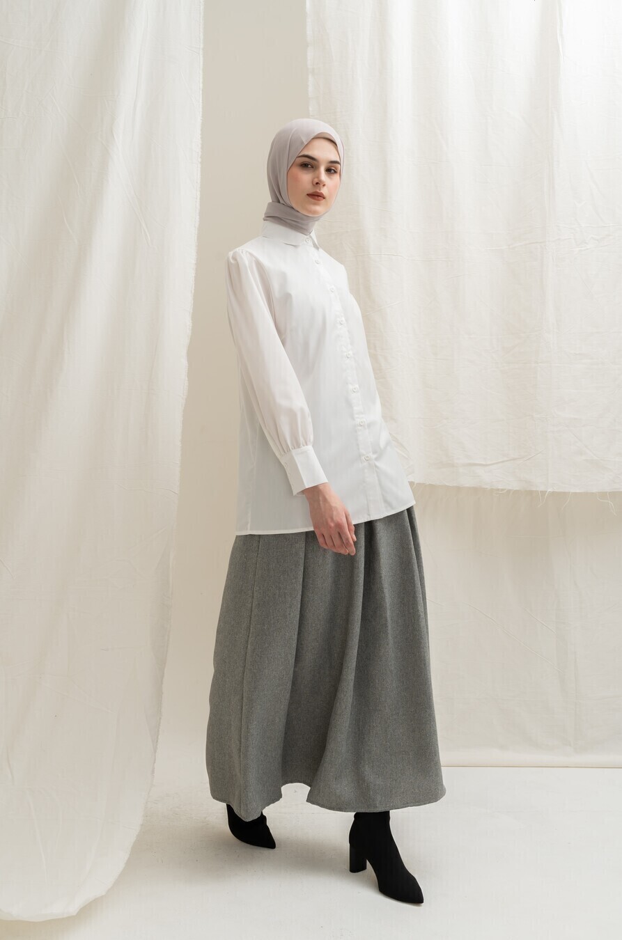 Yeeza Skirt Rissa Grey - Image 5