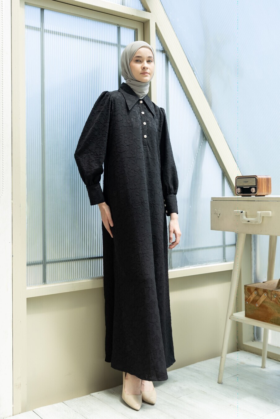 Gamis Zenia Xavia Hitam Big Size - Image 4