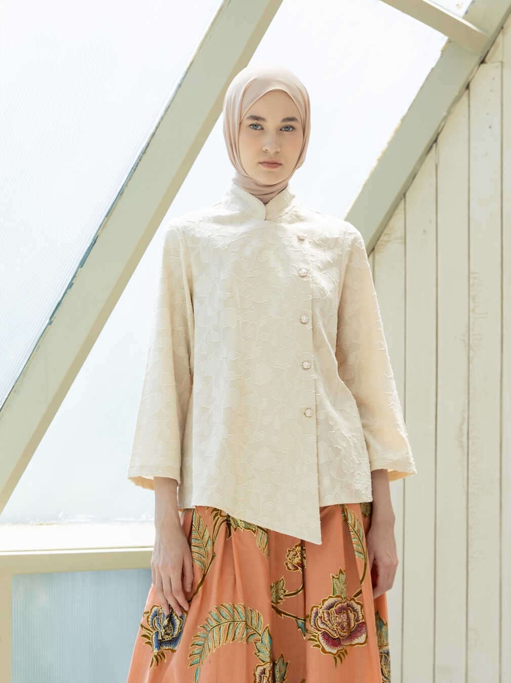Kebaya Janggan Xavia Vanilla Cream