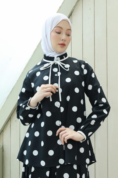 Blus Dayna Thiya Black