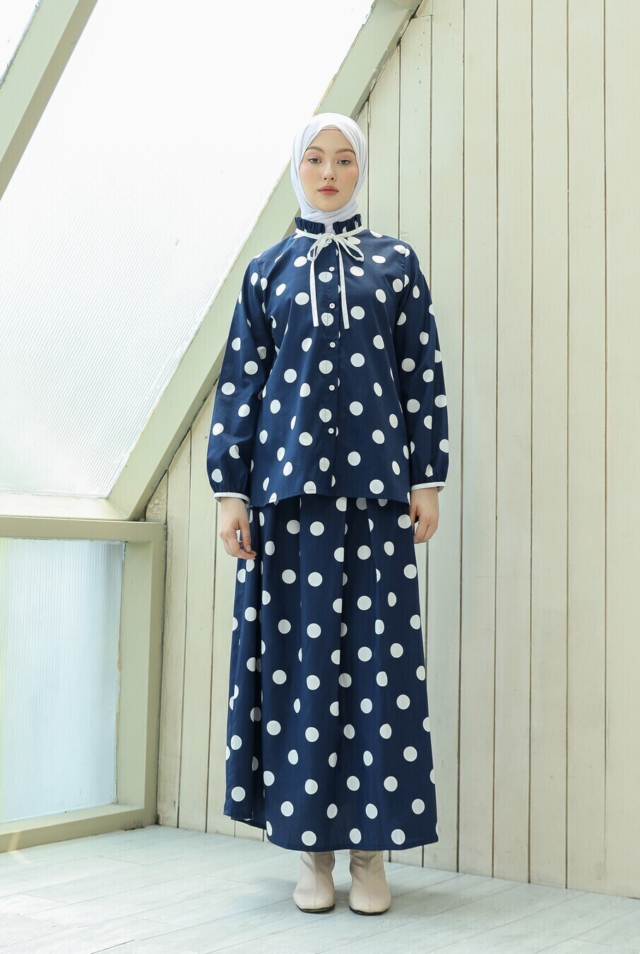 Blus Dayna Thiya Navy Blue - Image 3