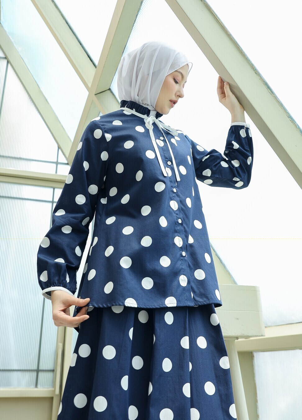 Blus Dayna Thiya Navy Blue - Image 6
