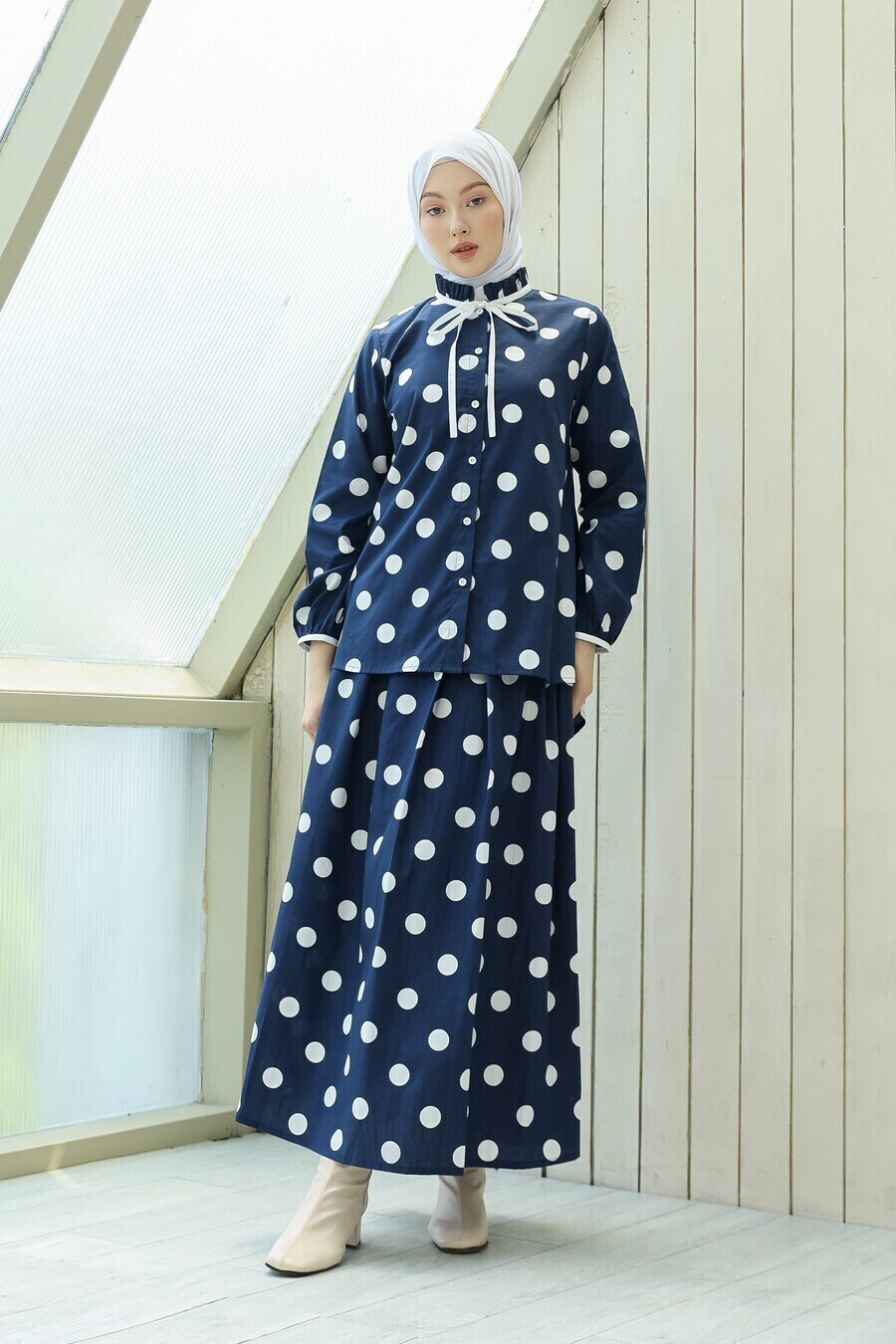 Blus Dayna Thiya Navy Blue - Image 4