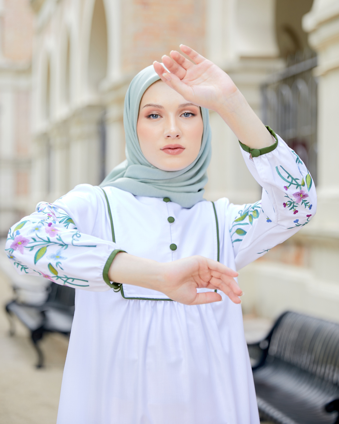 Gamis Miranti Bordir White - Image 2