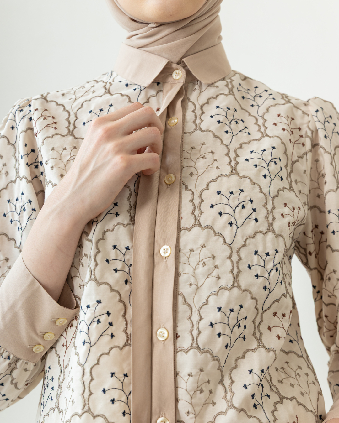 Blus Velya Mella Cream - Image 2