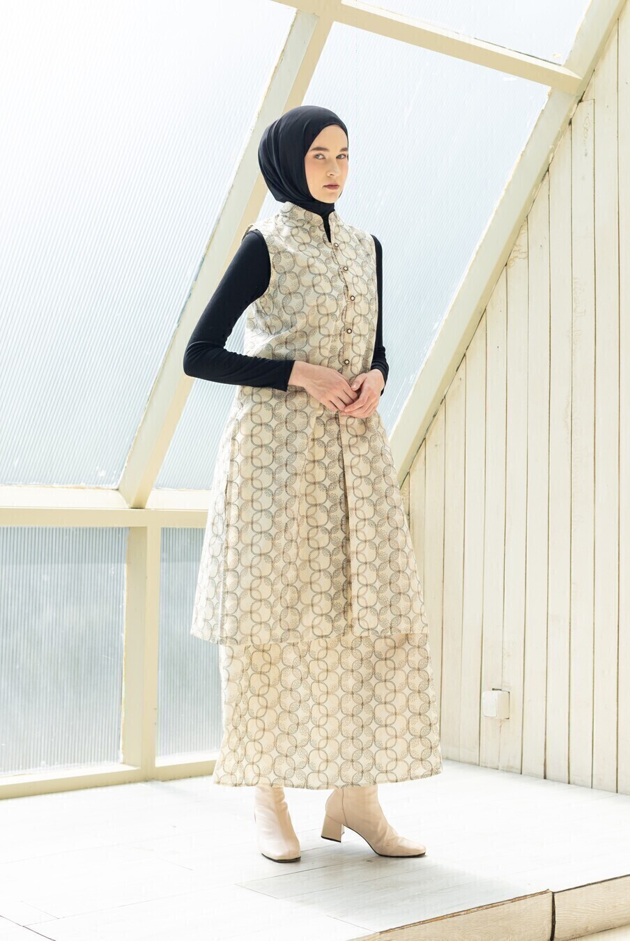 Yeeza Skirt Syana Beige - Image 4